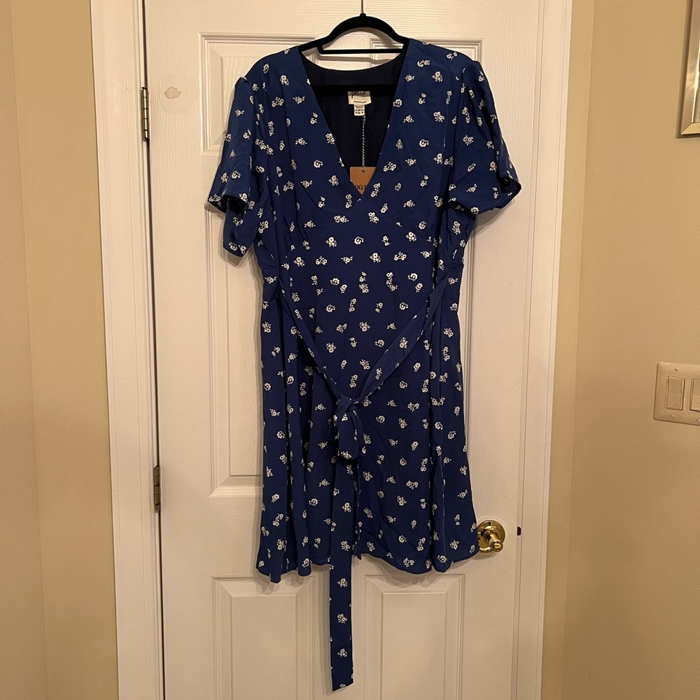 Joanie Clothing blue plus size dress. US 18, UK 22. NWT.
